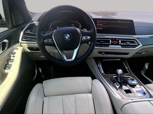 Used 2021 BMW X5 sDrive40i w/ Executive Package RWD image 5