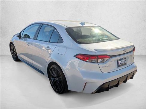 Used 2024 Toyota Corolla SE image 7