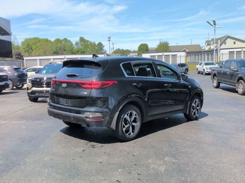 Used 2020 Kia Sportage LX AWD/4WD image 5