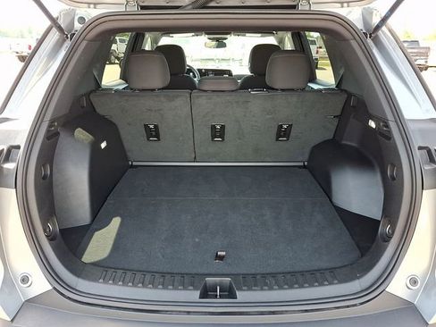 Used 2026 Chevrolet Equinox LT FWD image 29