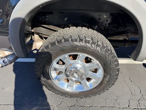 Used 2009 Ford F350 Harley-Davidson image 13