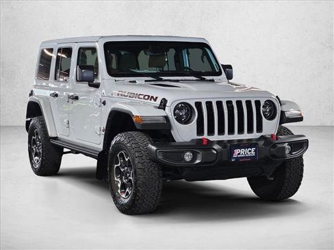 Used 2023 Jeep Wrangler Unlimited Rubicon image 3