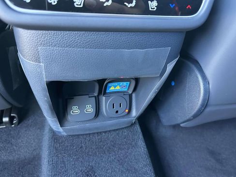 New 2026 Genesis GV80 3.5T e-SC AWD/4WD image 11