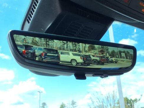 New 2026 GMC Terrain AT4 w/ Technology Package II AWD/4WD image 23