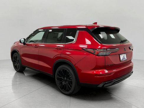 New 2026 Mitsubishi Outlander LE AWD/4WD image 6