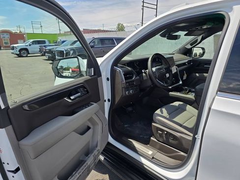 New 2026 GMC Yukon XL Elevation w/ Elevation Premium Package AWD/4WD image 22