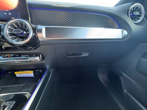 New 2026 Mercedes-Benz GLB 250 4MATIC image 20