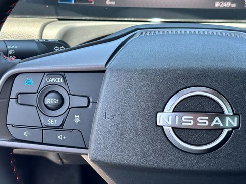 New 2026 Nissan Sentra SR FWD image 18