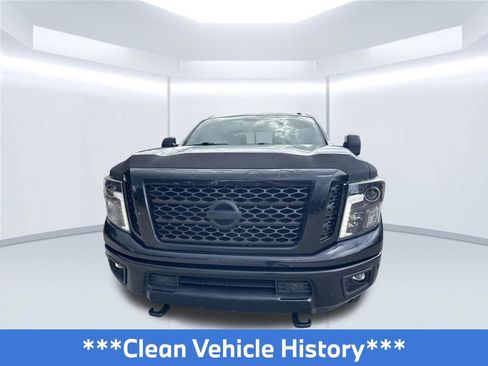 Used 2019 Nissan Titan SL w/ Midnight Edition AWD/4WD image 2