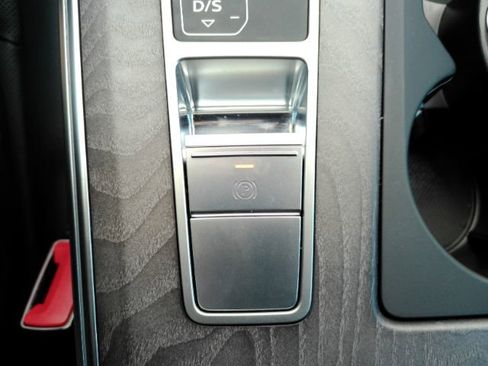Used 2025 Audi A6 Premium Plus w/ Premium Plus Package AWD/4WD image 48