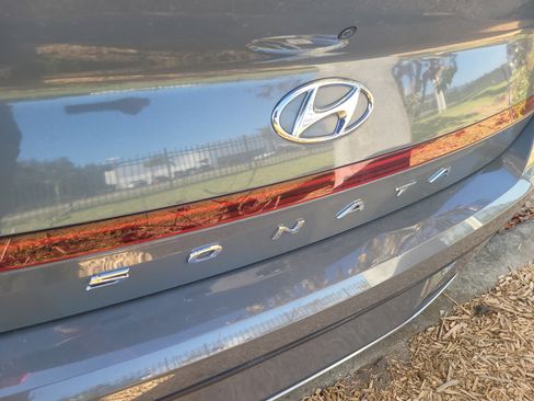 Used 2023 Hyundai Sonata SE FWD image 10