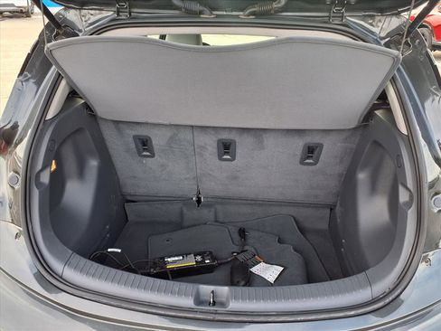 Used 2021 Chevrolet Bolt LT image 25