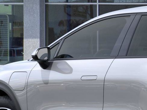 New 2026 Chevrolet Equinox EV LT FWD image 36