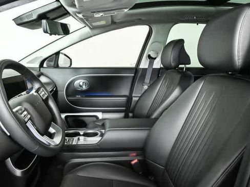 New 2026 Hyundai Ioniq 9 Calligraphy image 29