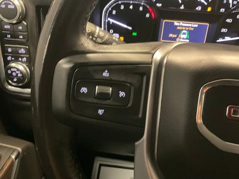 Used 2022 GMC Sierra 1500 SLT image 16