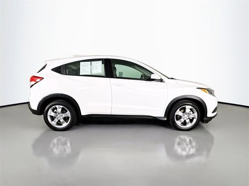 Used 2020 Honda HR-V LX image 8