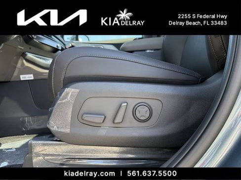 New 2026 Kia Carnival SX FWD image 18