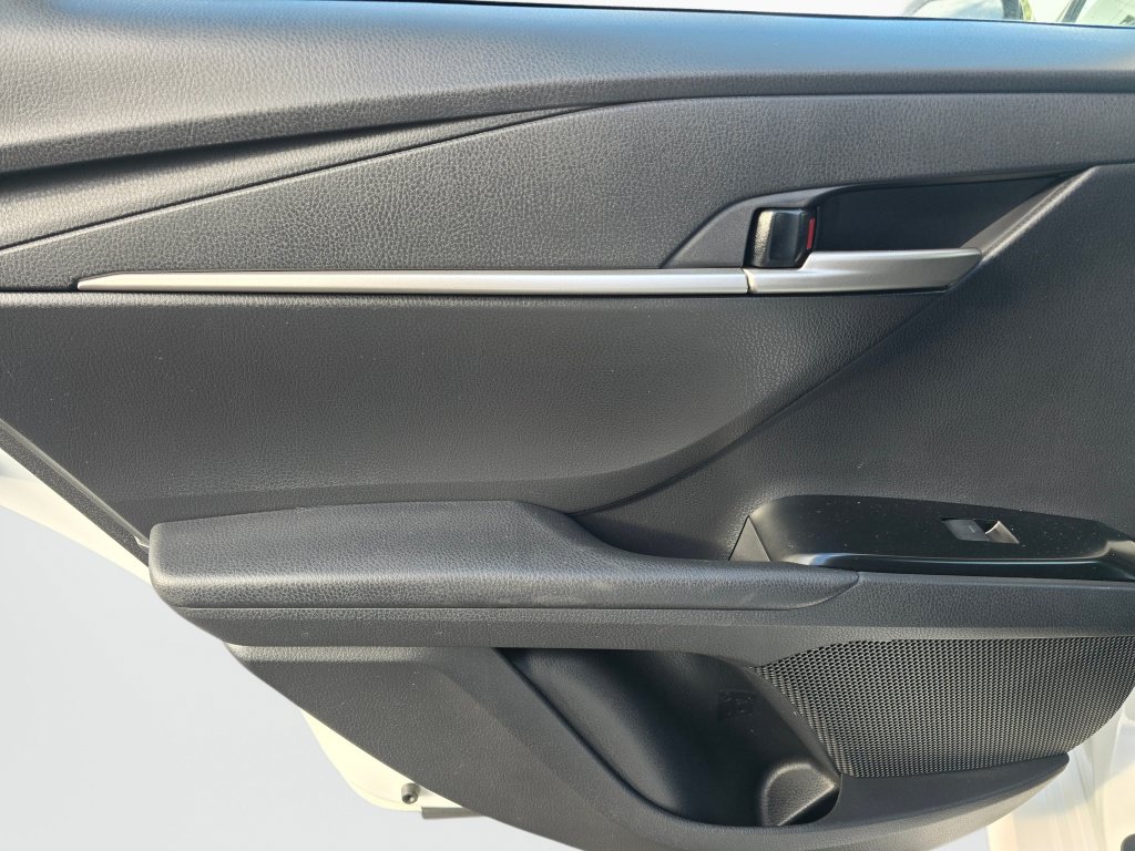 Used 2025 Toyota Camry LE FWD image 21