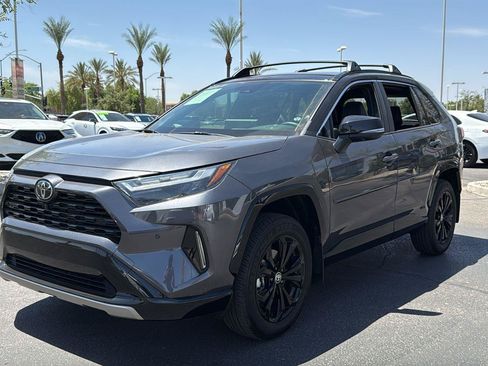 Used 2025 Toyota RAV4 XSE w/ Advanced Technology Package AWD/4WD image 4
