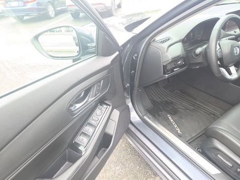 Certified 2023 Honda Accord Touring image 14