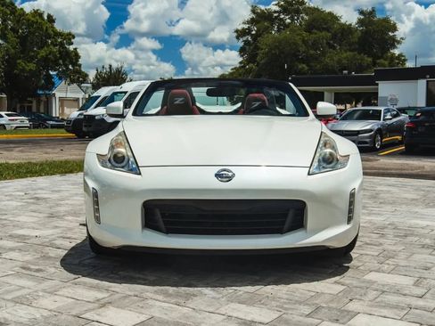 Used 2013 Nissan 370Z Touring w/ Sport Pkg RWD image 3