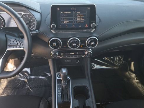 Used 2020 Nissan Sentra SV image 16