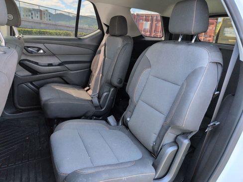 Used 2019 Chevrolet Traverse LT image 28