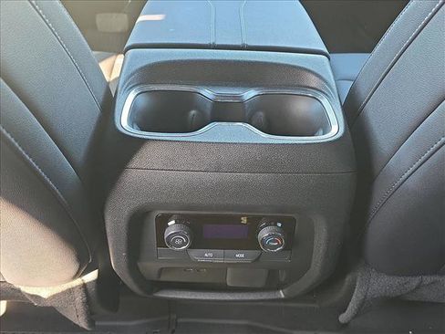 Used 2025 Chevrolet Traverse LT w/ Driver Confidence Package FWD image 18