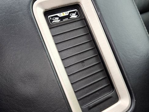 Used 2016 GMC Yukon Denali w/ Open Road Package image 21