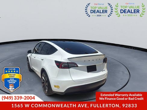 Used 2021 Tesla Model Y Performance AWD/4WD image 2