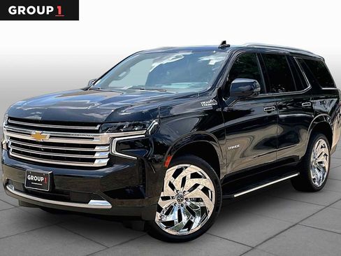Certified 2022 Chevrolet Tahoe High Country RWD image 1