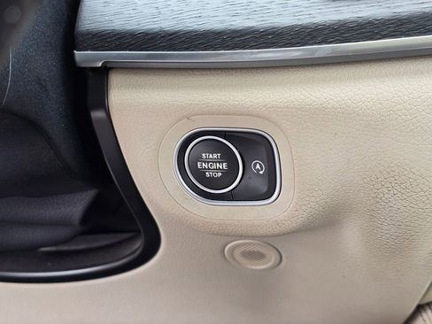 Used 2021 Mercedes-Benz GLE 350 4MATIC image 6