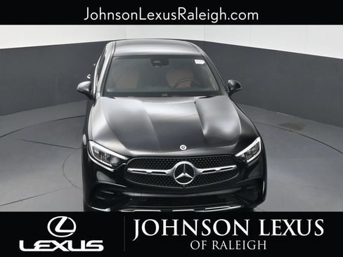 Used 2024 Mercedes-Benz GLC 300 4MATIC image 23