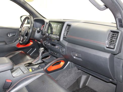 Used 2023 Nissan Frontier PRO-4X w/ Pro-4X Premium Package image 29