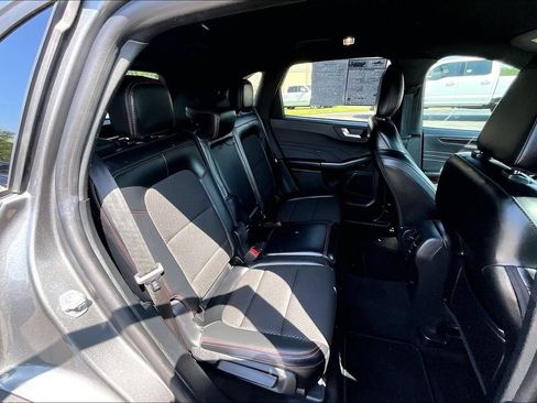 Used 2025 Ford Escape ST-Line FWD image 26