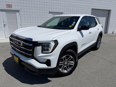Used 2025 GMC Terrain Elevation