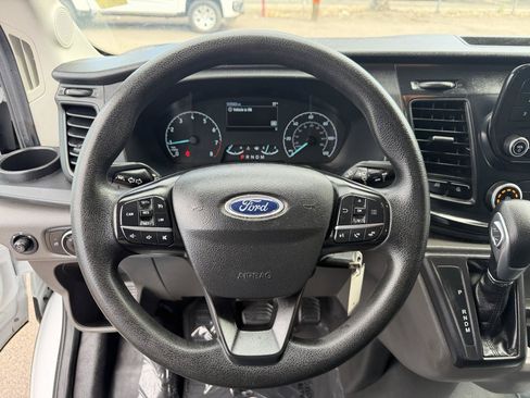 Used 2020 Ford Transit 250 Medium Roof RWD image 15