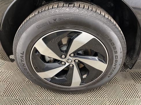 Used 2024 Jaguar F-PACE R-Dynamic S image 35