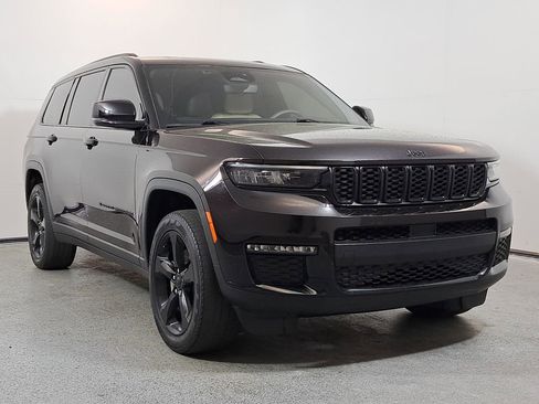 Used 2023 Jeep Grand Cherokee L Limited w/ Black Appearance Package image 1