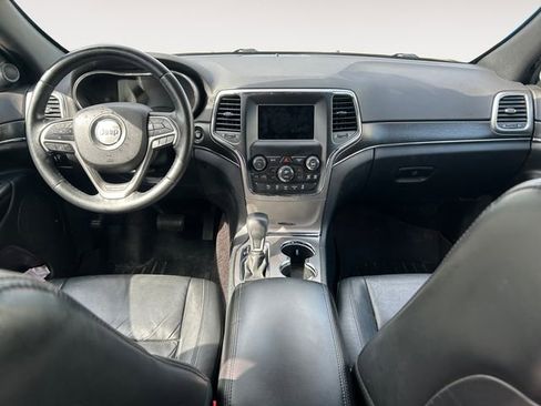 Used 2018 Jeep Grand Cherokee Limited image 10