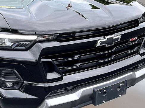 Used 2024 Chevrolet Colorado Z71 w/ Z71 Convenience Package 2 AWD/4WD image 31