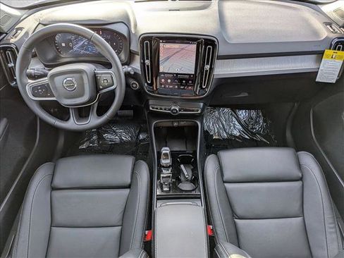 New 2026 Volvo XC40 B5 Ultra w/ Climate Package image 16