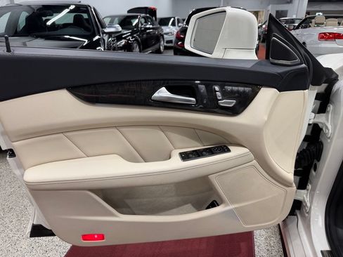 Used 2016 Mercedes-Benz CLS 400 image 19