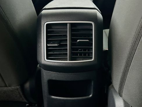 Used 2025 Kia Sportage LX image 26