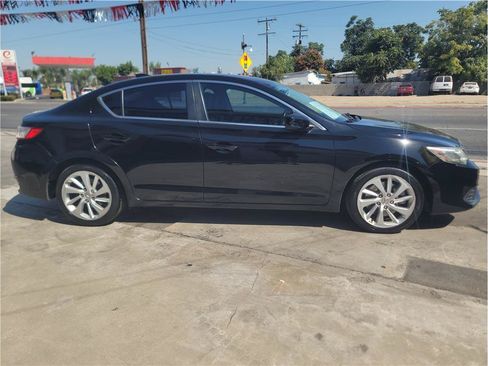 Used 2017 Acura ILX FWD image 5