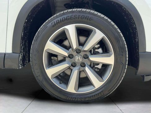 Used 2025 Honda Pilot Elite image 73