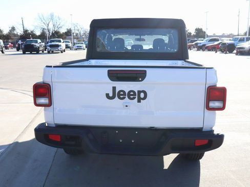 New 2026 Jeep Gladiator Sport AWD/4WD image 20