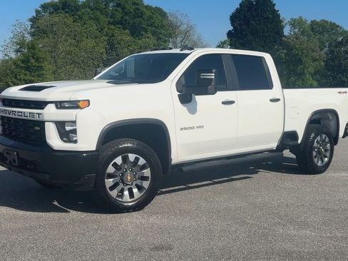 Certified 2023 Chevrolet Silverado 2500 Custom w/ Custom Value Package image 8