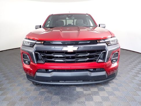 Used 2024 Chevrolet Colorado LT w/ LT Convenience Package III AWD/4WD image 11