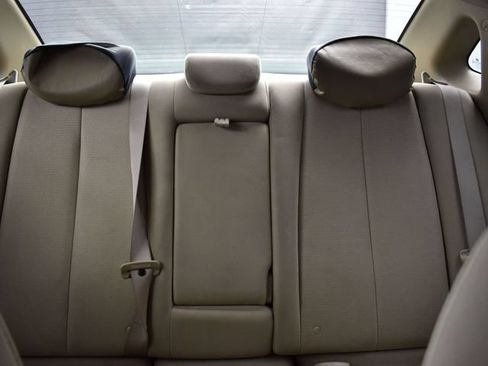 Used 2008 Hyundai Elantra GLS FWD image 12